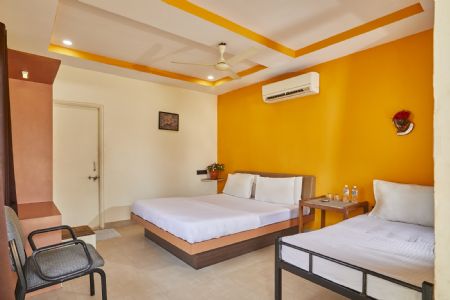 Deluxe Room with Extra bed